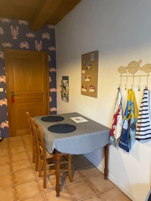 Cottage Entre Mer Et Campagne ポン・スコルフ エクステリア 写真